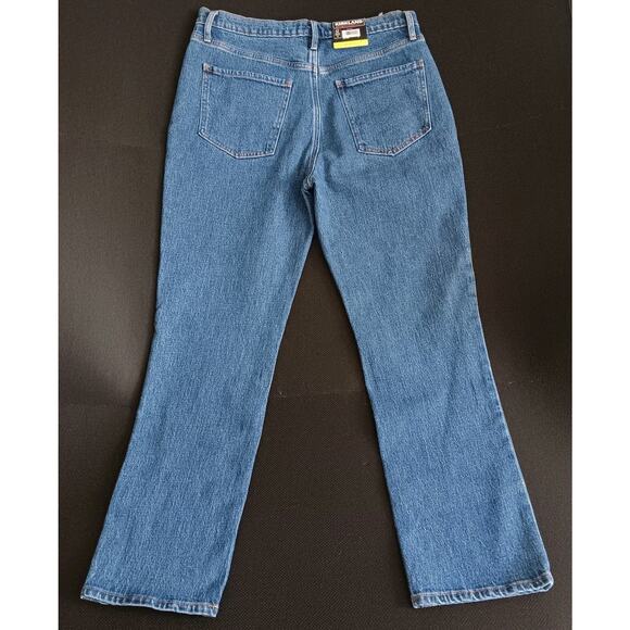 Kirkland Signature Women's High-Rise Straight Leg Jeans, Blue, Womens Size 6 - Picture 2 of 10